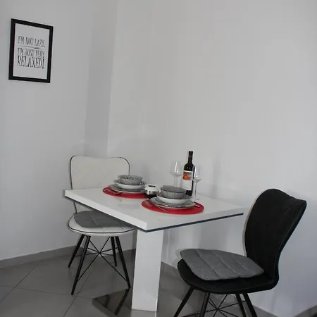Apartman Hakuna Matata Rijeka Exterior foto